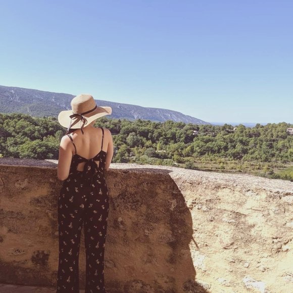 Meet your Posher, Denise - Picture 1 of 1